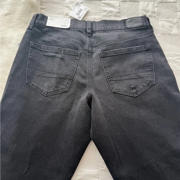 Curvy Straight High Rise Jeans - Picture 4 of 5